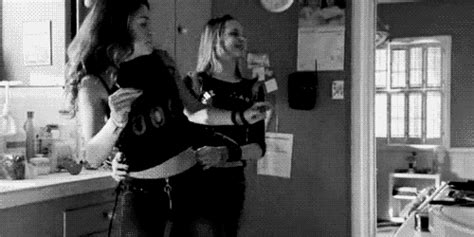 lesbian gifs|Lesbian Tumblr